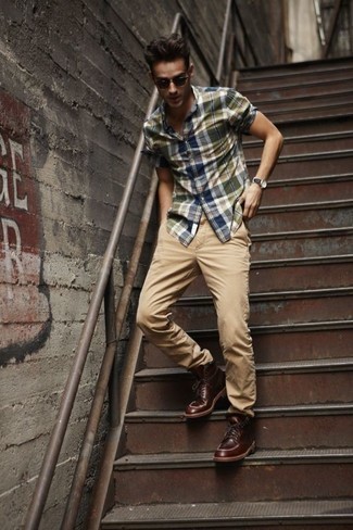 С чем носить оливковые часы из плотной ткани мужчине