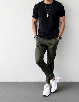 Какие кроссовки носить с оливковыми брюками чинос