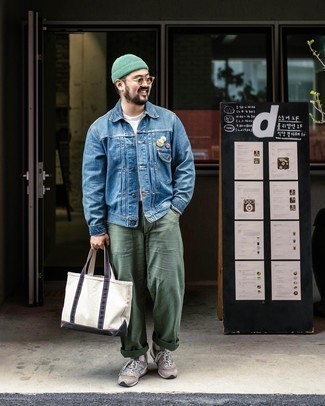 Какие кроссовки носить с оливковыми брюками чинос