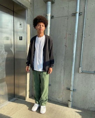 Какие кардиганы носить с оливковыми брюками чинос