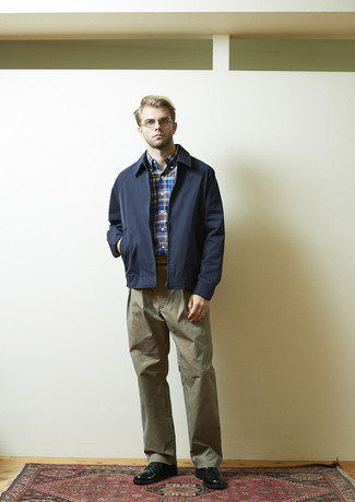 Какие туфли дерби носить с оливковыми брюками чинос