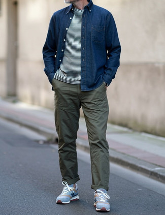 С чем носить оливковые брюки чинос