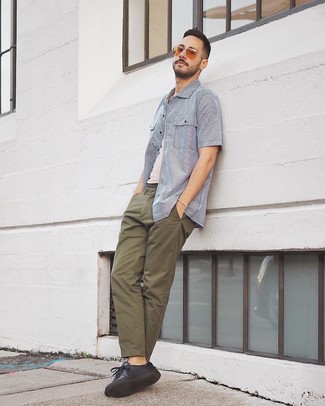 Какие майки носить с оливковыми брюками чинос