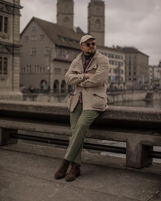 Какие водолазки носить с оливковыми брюками чинос