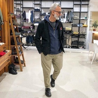 С чем носить оливковый вельветовый пиджак мужчине