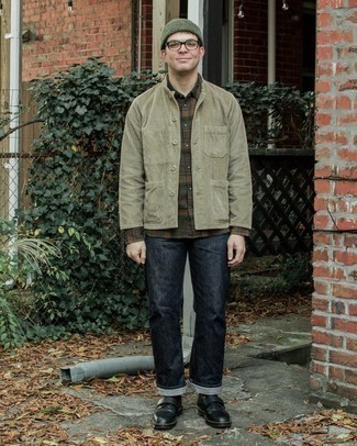 С чем носить оливковую вельветовую куртку мужчине