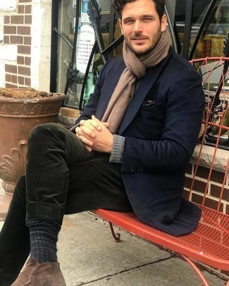 С чем носить оливковые вельветовые брюки мужчине