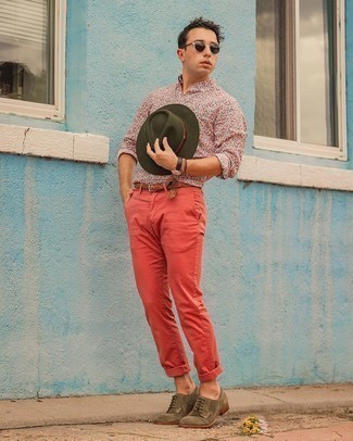 Какие брюки чинос носить с оливковыми туфлями дерби