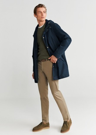 Какие дождевики носить с оливковыми ботинками дезертами