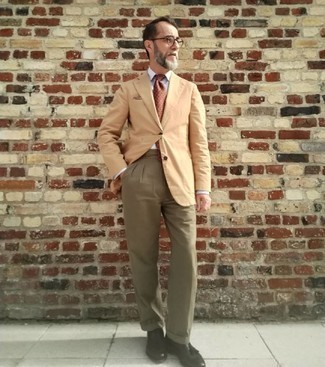 Какие лоферы носить с оливковыми классическими брюками мужчине