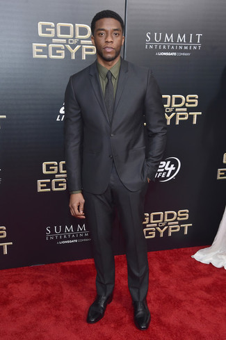 С чем носить оливковую классическую рубашку мужчине