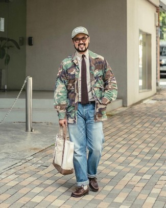 Какие топсайдеры носить с оливковой полевой курткой