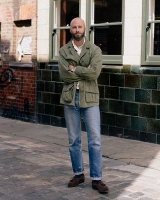 Какие лоферы с кисточками носить с оливковой полевой курткой