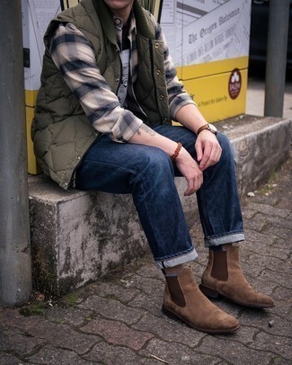 Какие ботинки челси носить с оливковой курткой без рукавов мужчине