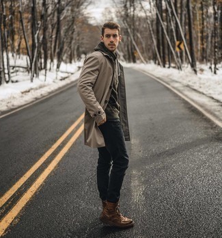 Какие повседневные ботинки носить с оливковым худи мужчине
