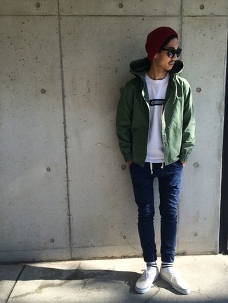 Какие брюки чинос носить с оливковым худи