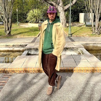 Какие брюки чинос носить с оливковым худи