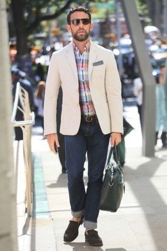 С чем носить оливковый кожаный портфель