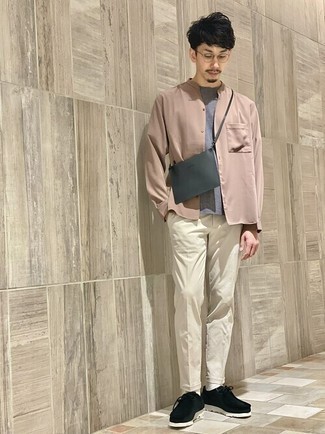 С чем носить оливковую кожаную сумку почтальона