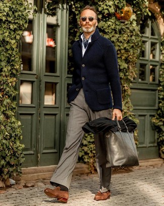 С чем носить оливковую кожаную большую сумку мужчине