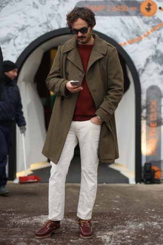 Какие топсайдеры носить с оливковым длинным пальто
