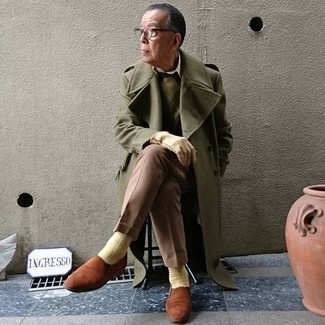 С чем носить оливковое длинное пальто