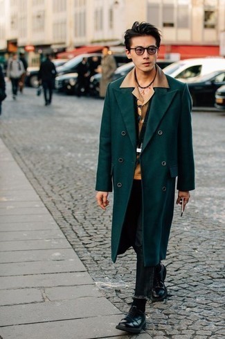 Какие оксфорды носить с оливковым длинным пальто