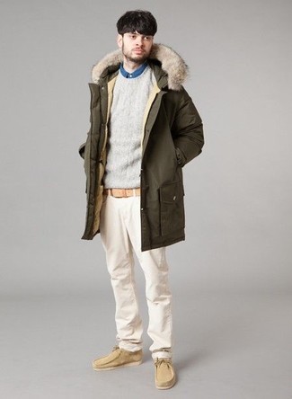 Какие джинсовые рубашки носить с оливковой паркой мужчине