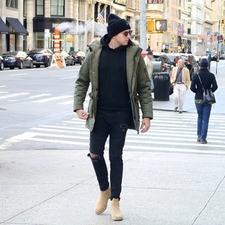 Какой худи носить с оливковой паркой мужчине