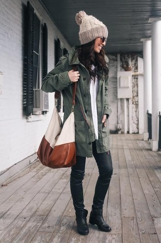 Какие леггинсы носить с оливковой паркой