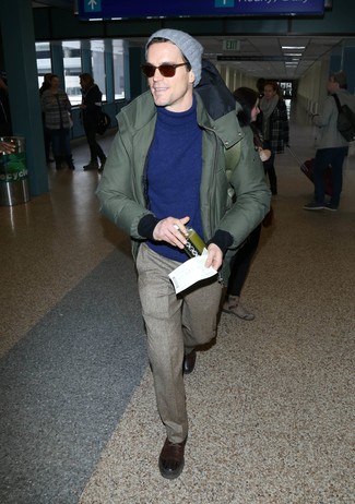 Какие водолазки носить с оливковой паркой мужчине