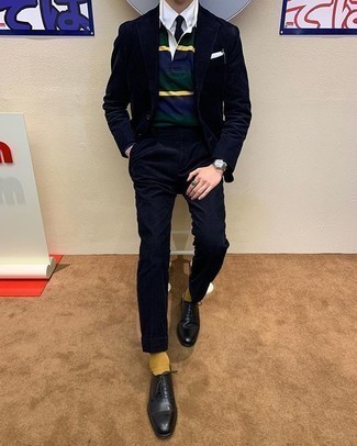 С чем носить оливковый свитер с воротником поло мужчине