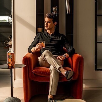 С чем носить оливковый свитер с воротником поло мужчине