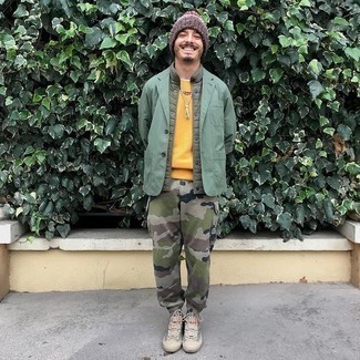 С чем носить оливковую стеганую куртку мужчине