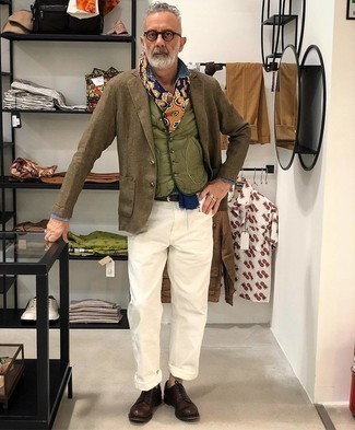 С чем носить оливковый стеганый жилет