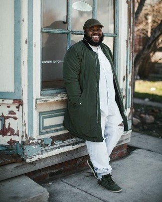 Какие высокие кеды носить с оливковым дождевиком мужчине