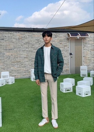 С чем носить оливковую рубашку мужчине