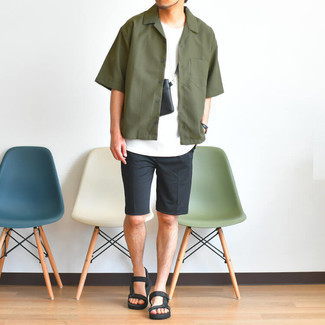 Какие сандалии носить с оливковой рубашкой с коротким рукавом мужчине