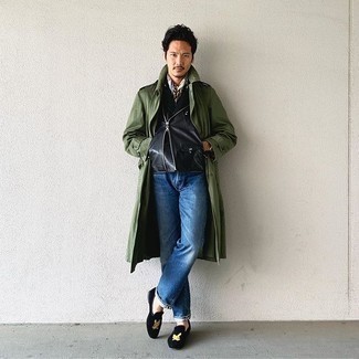 Какие косухи носить с оливковым плащом мужчине