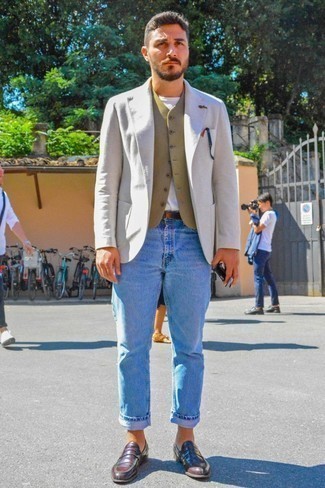 С чем носить оливковый жилет