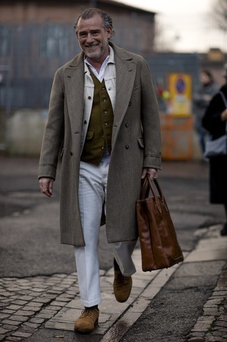 Какие куртки-рубашки носить с оливковым жилетом