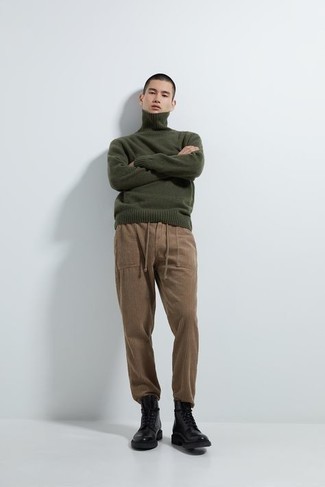 С чем носить оливковую шерстяную водолазку мужчине