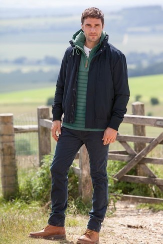 С чем носить оливковый свитер с воротником на молнии мужчине