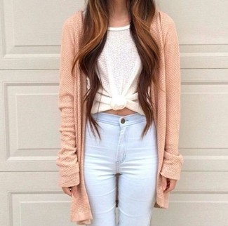 С чем носить оранжевый кардиган женщине