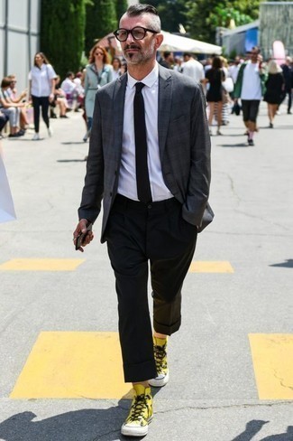 Какие пиджаки носить с оранжевыми высокими кедами мужчине