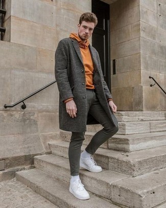 Какие длинные пальто носить с оранжевым худи