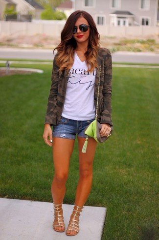 С чем носить оранжевые кожаные гладиаторов