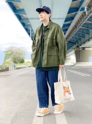 Какие джинсы носить с оранжевыми низкими кедами мужчине