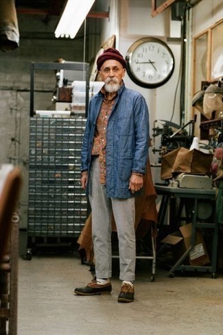 С чем носить оранжевую рубашку с принтом мужчине