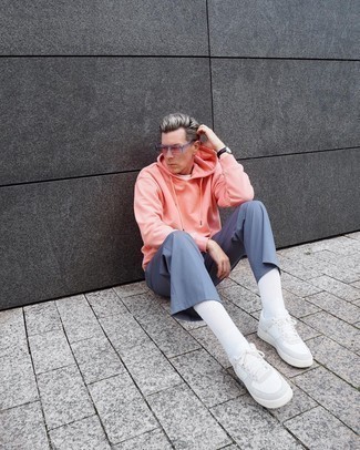 С чем носить оранжевые солнцезащитные очки мужчине